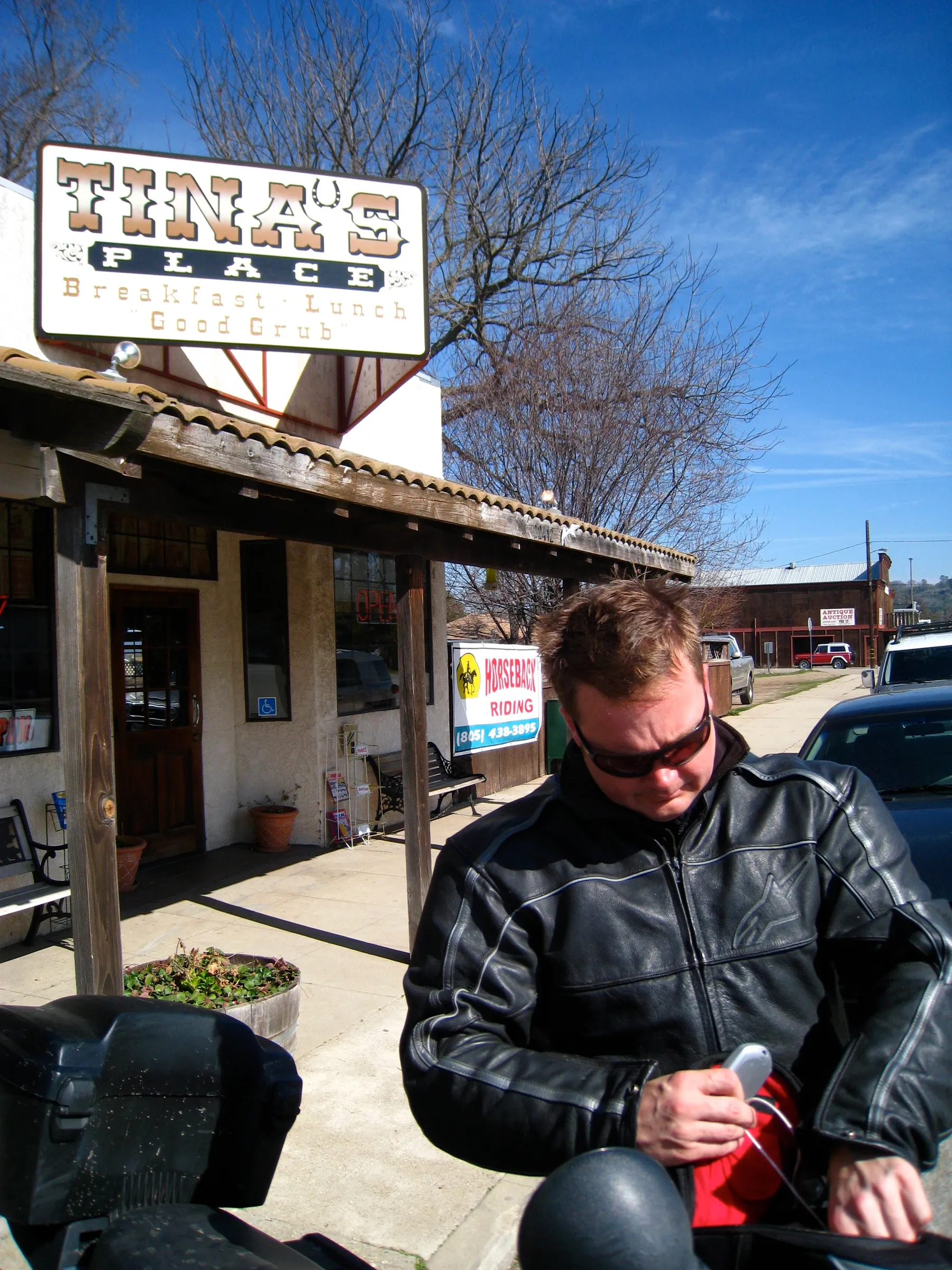The best place in the area to have breakfast is in Santa Margarita