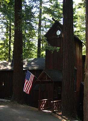 In honor of Independence Day this year I decided to hang the American flag I had bought for Sharon for our second wedding